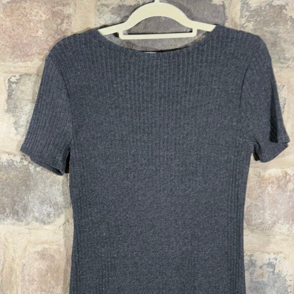One Clothing Dress Woman's Large Cable Knit V Neck Lightweight Minimalist - Picture 6 of 11